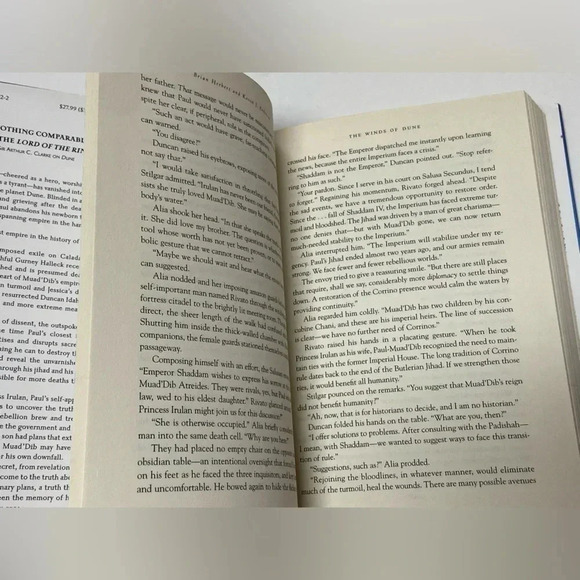 The Winds of Dune  - Brian Herbert | Hardcover 📚🏝️ - Picture 5 of 13